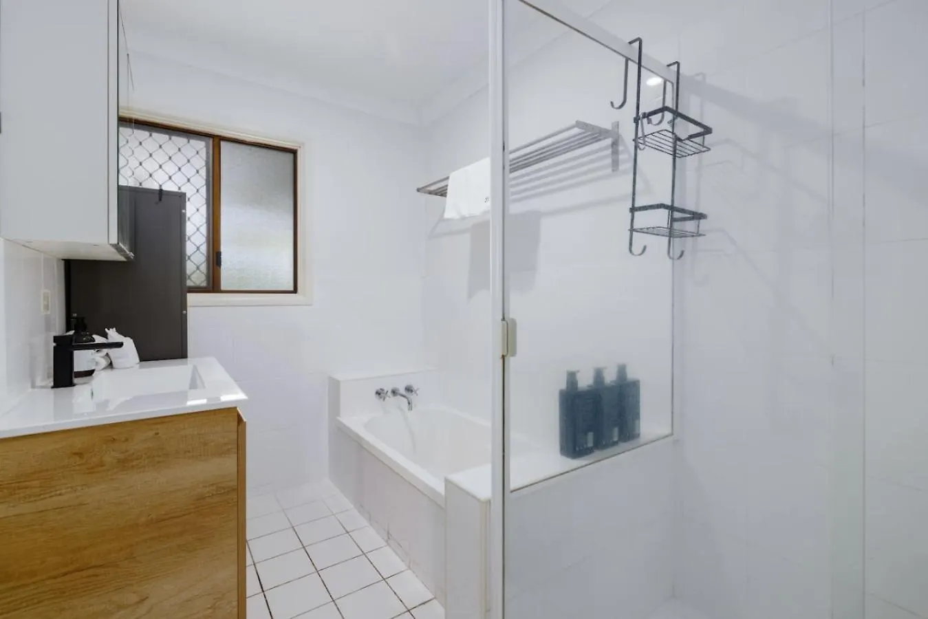 Best Value 4Beds Home Near Shops, Cafes And Forest Brisbane Holiday home