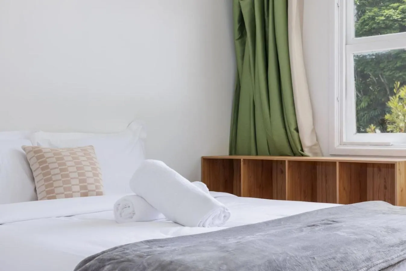 Holiday home Best Value 4Beds Home Near Shops, Cafes And Forest Brisbane